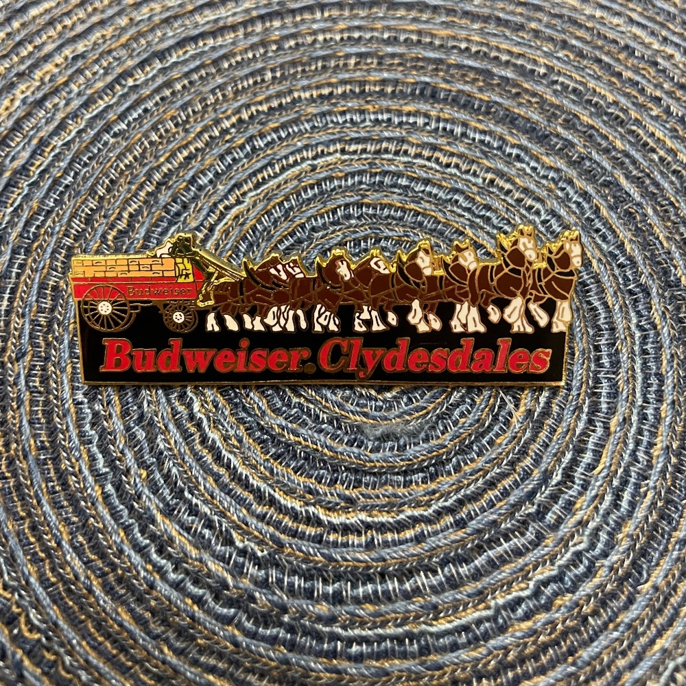Budweiser Clydesdales Collector Pin, 2.5" length, with 2 clutch-back pins